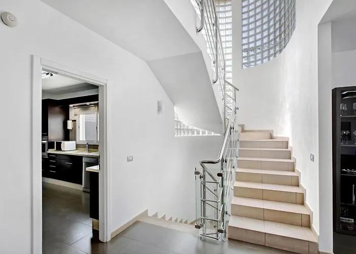 Sol Вилла Адехе