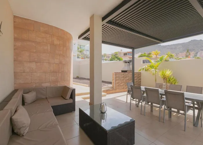 Sol Вилла Адехе