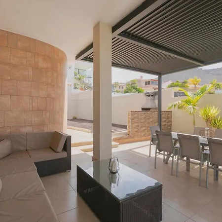 Sol וילה אדחה