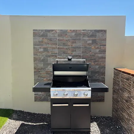 ヴィラ Sol Heated Pool Putting Sleeps 8 アデヘ