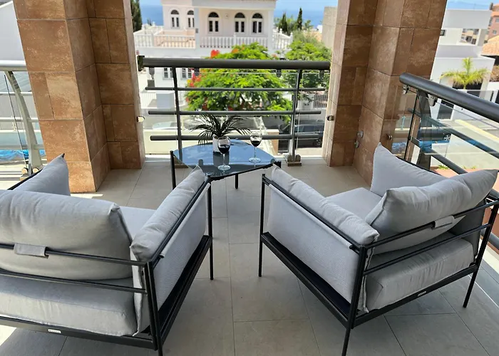 Вілла Sol Адехе